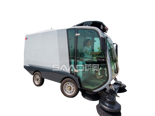 SAS-2100四輪純吸式電動(dòng)濕掃車(chē)